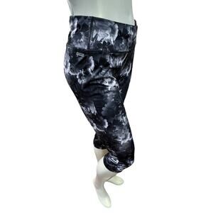 Danskin Black & White Activewear Leggings Small